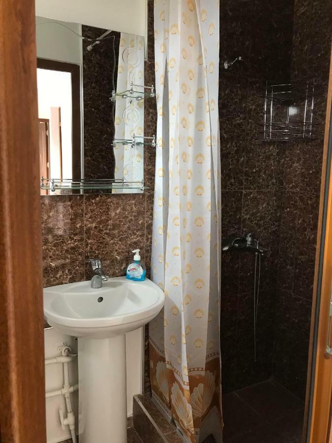 Ana-Maria Bnb Tat'ev Exterior photo