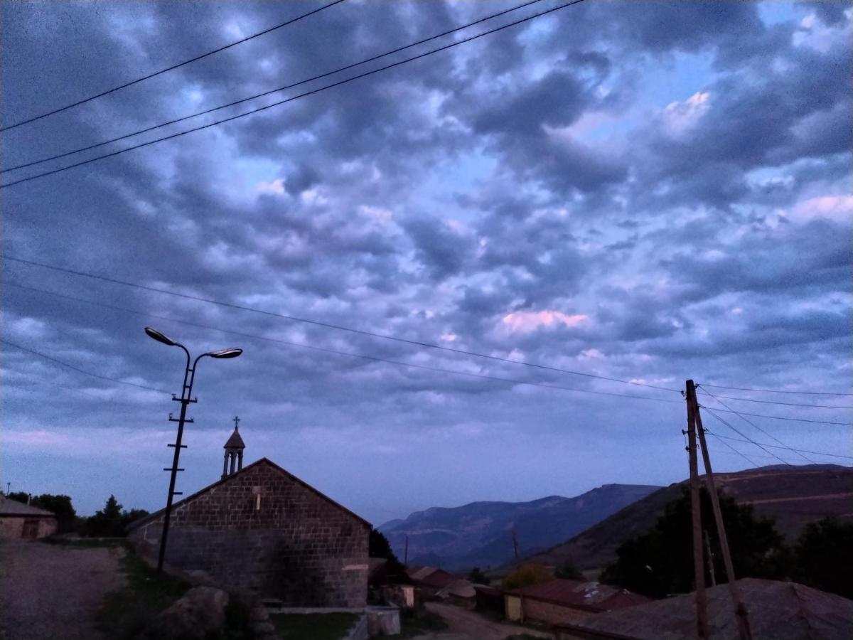 Ana-Maria Bnb Tat'ev Exterior photo